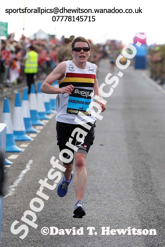 Jo Gascoigne-Owens finishing the womens 2014 BUPA Great North Run. Photo: David T. Hewitson/Sports for All Pics